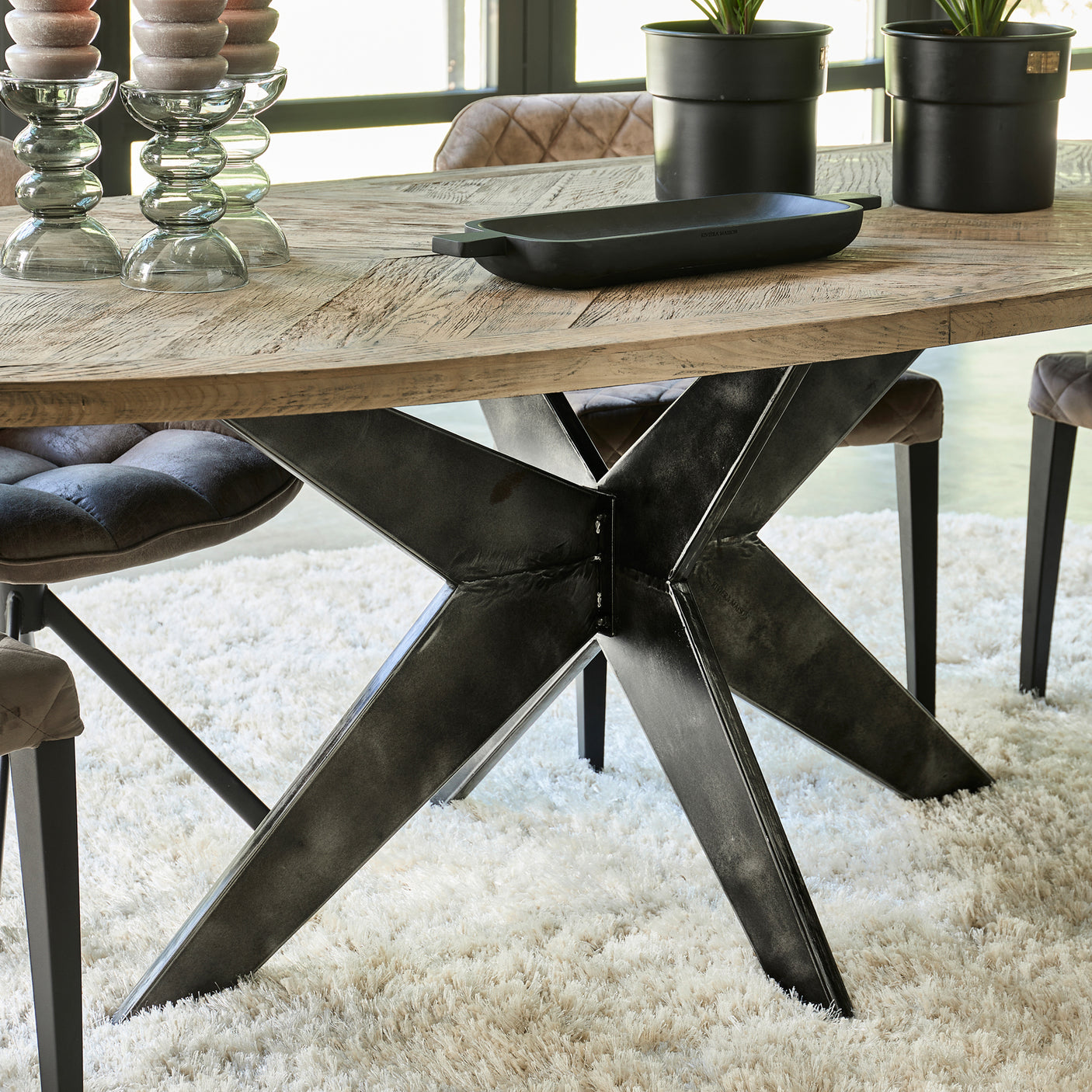 Falcon Crest Elliptic spisebord Riviera Maison Spisebord