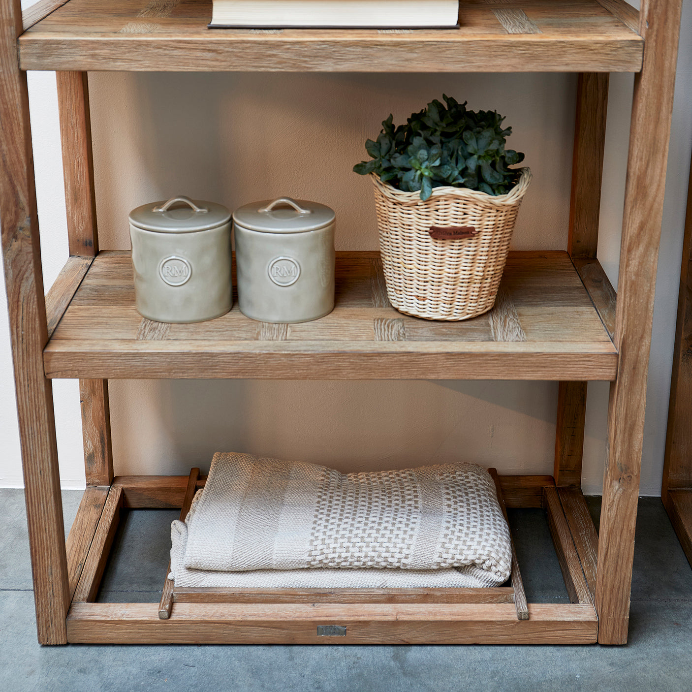 Fraser Island bokhylle Riviera Maison Hylle