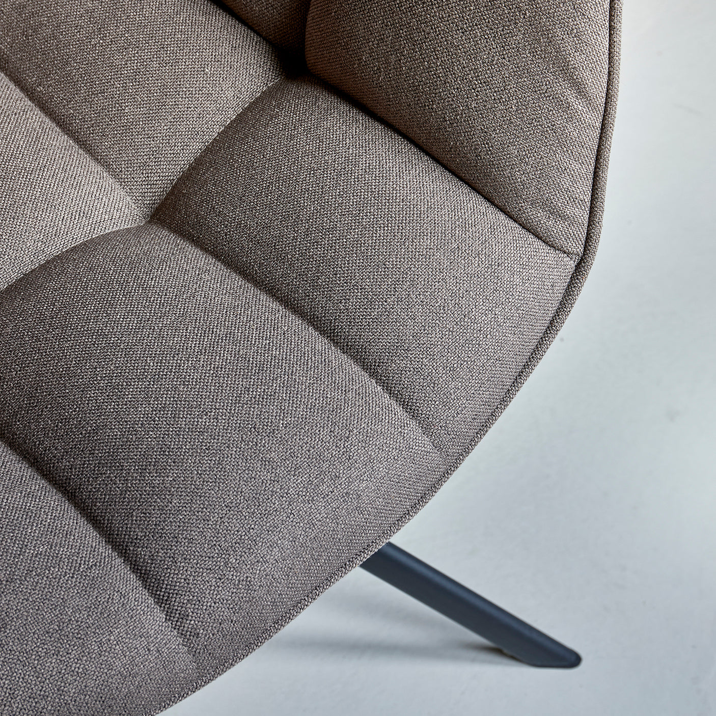 Carnaby Dining Armchair Turning Leg Riviera Maison Spisestol