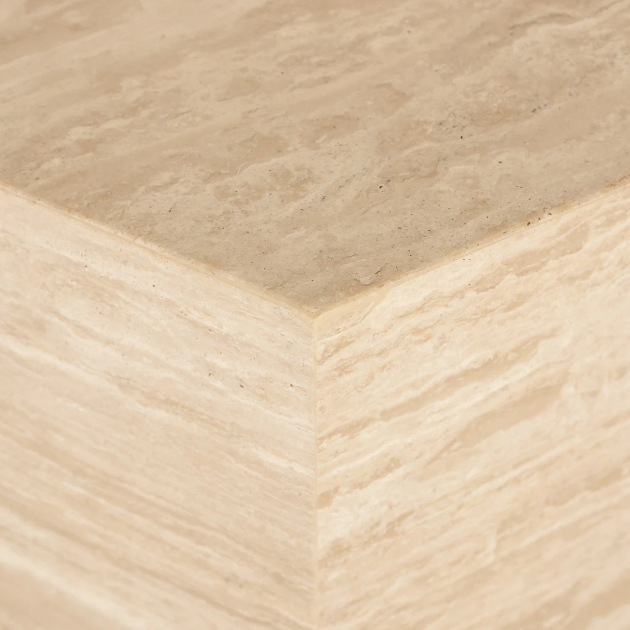 Kolonne Vespin beige Richmond Interiors Skap