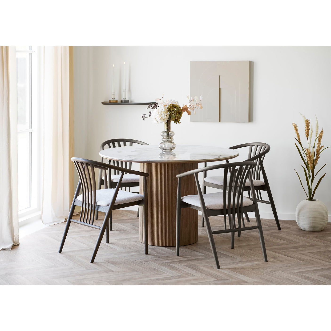 Agustin Spisestol House Nordic Varetype
