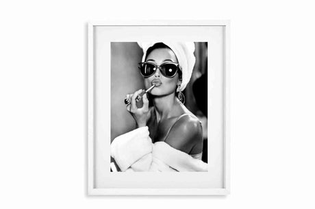 Glass Picture White smal Frame, Passepartout Audrey Hepburn Homefactory 