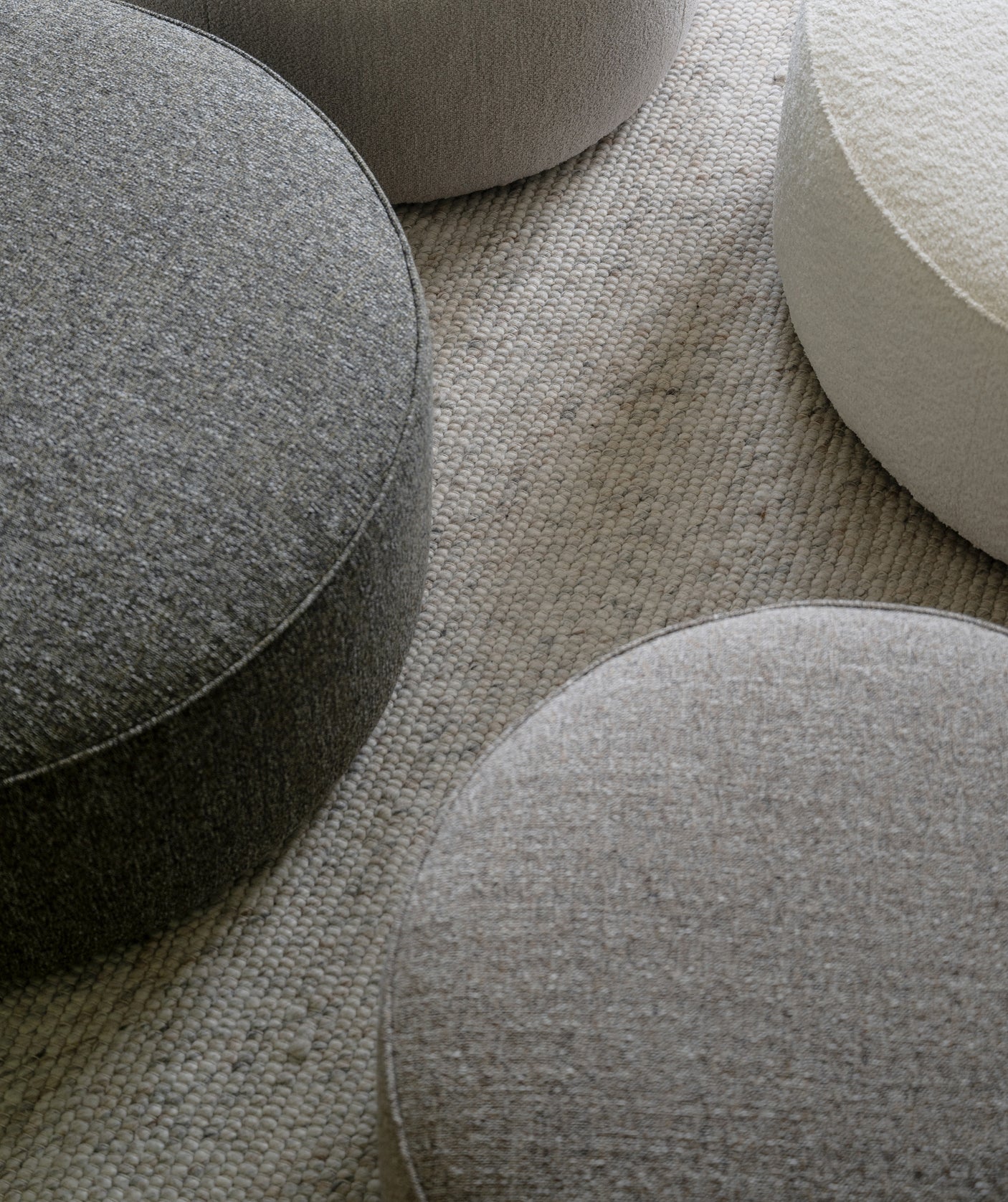Joplin pouffe Ø70 light beige fabric Alice #01 c4 Rowico Pall