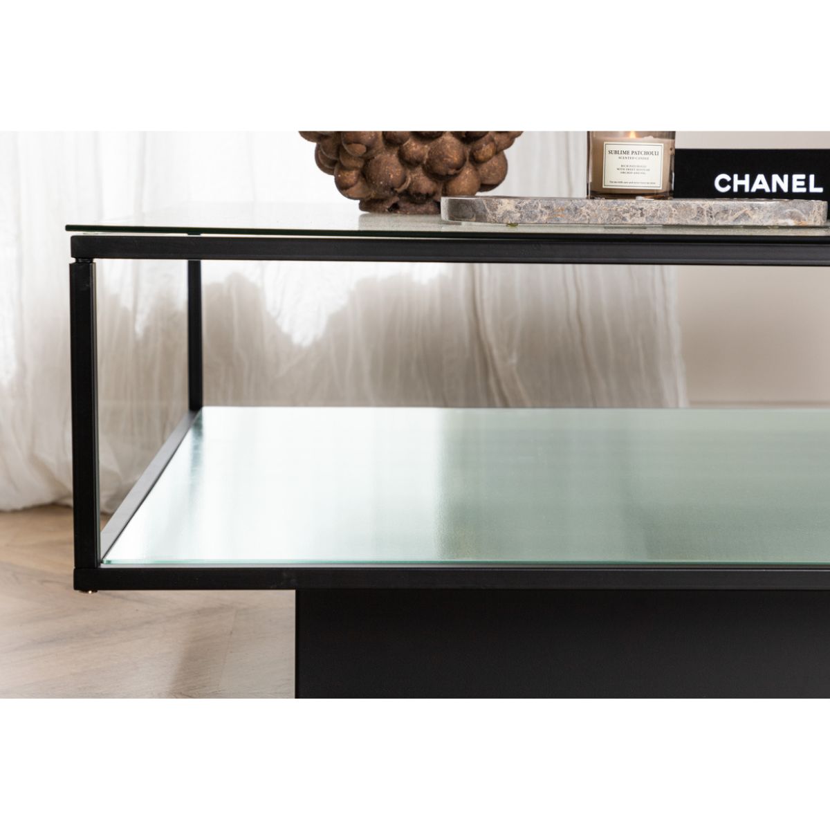 Maglehem Table Venture Design Sidebord