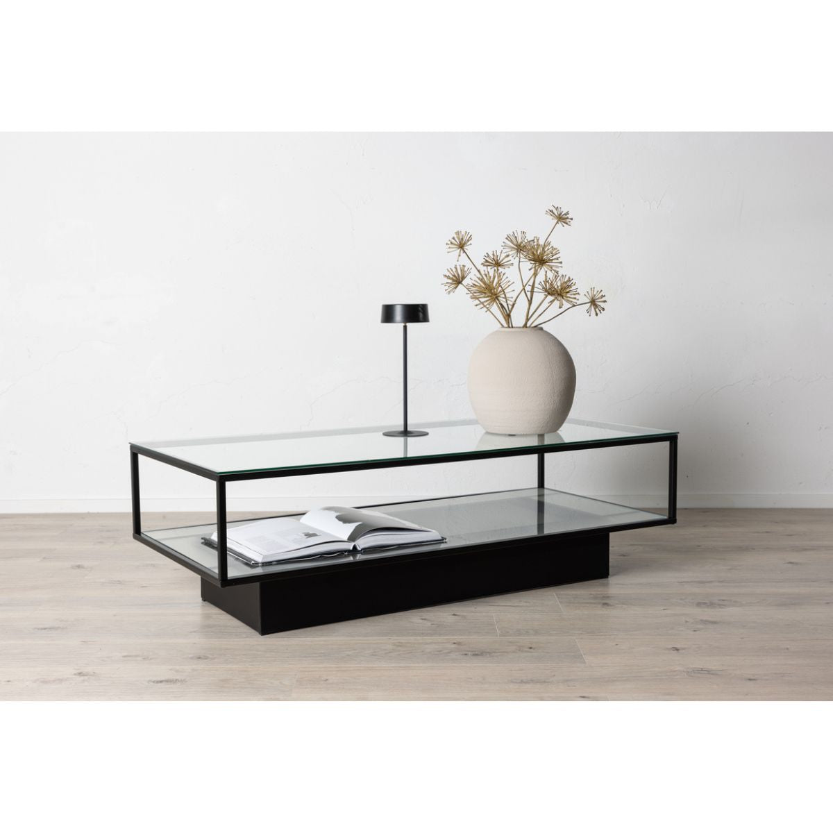 Maglehem Table Venture Design Sidebord