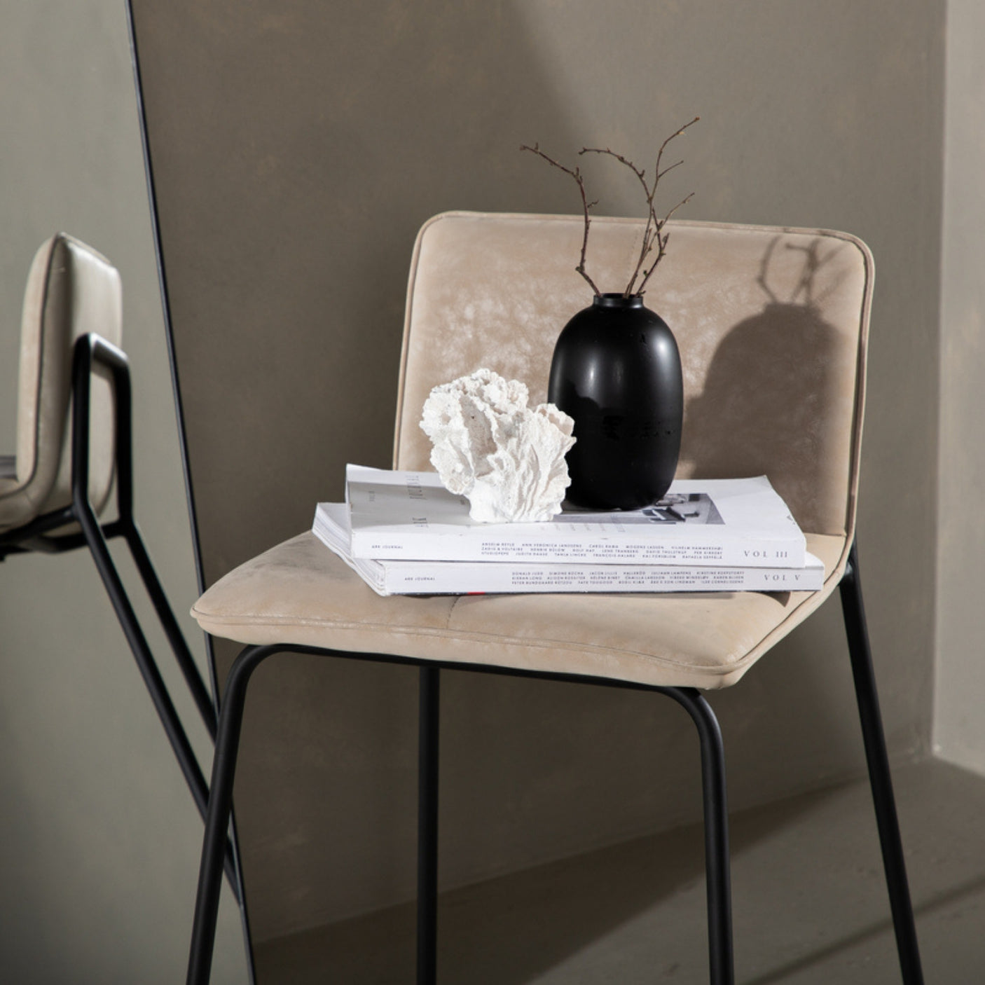 Bisbee Bar Chair Venture Design Barstol