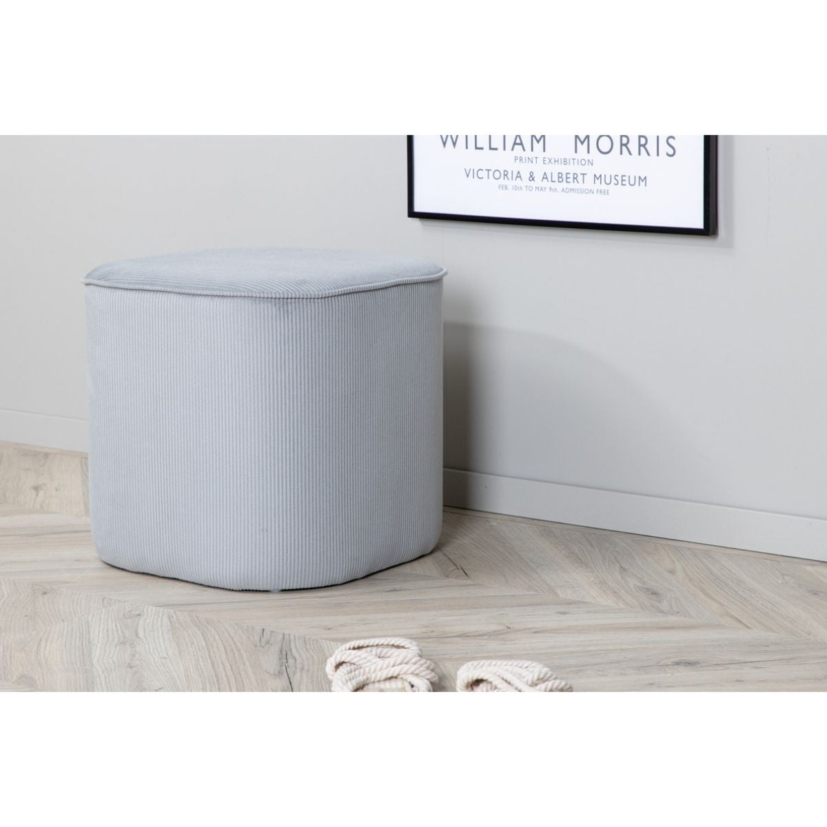 Piff Ottoman / Pouf Venture Design Pall