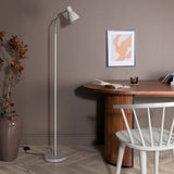 Lina Lighting Venture Design Gulvlampe