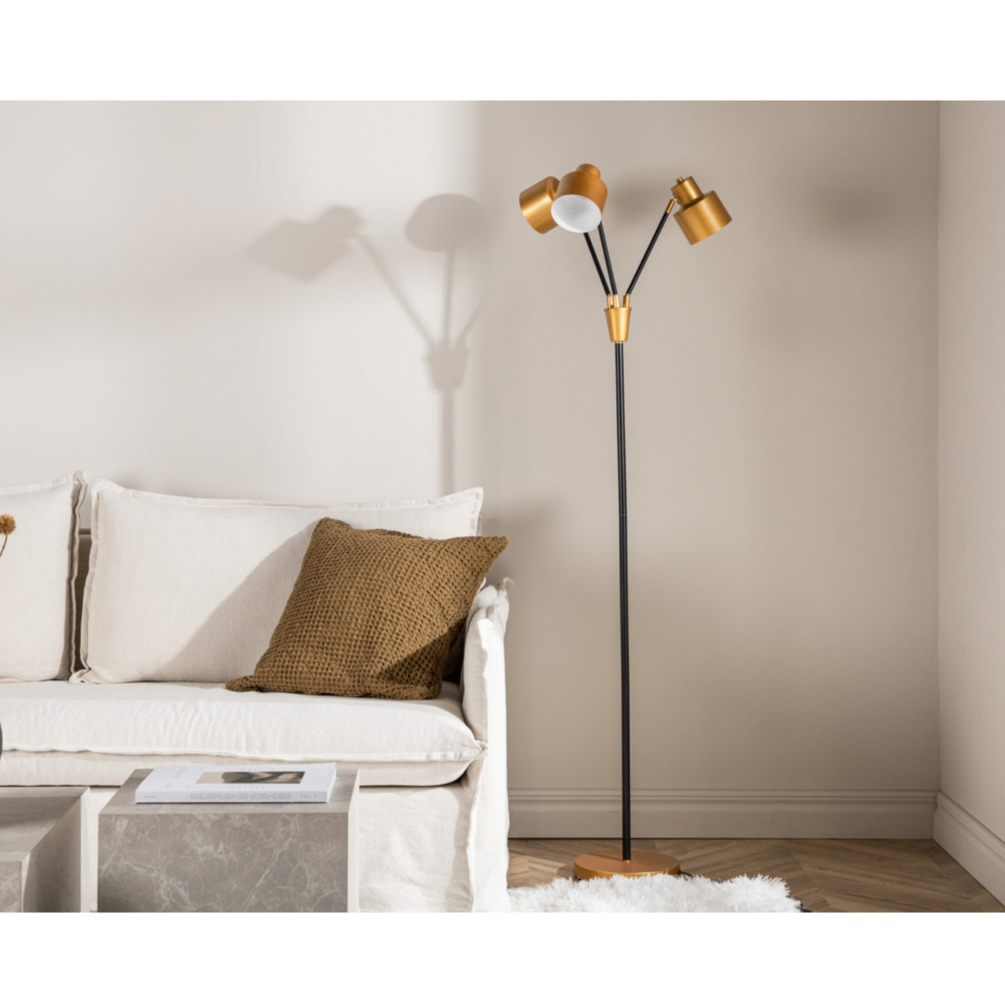 Vifta Lighting Venture Design Gulvlampe