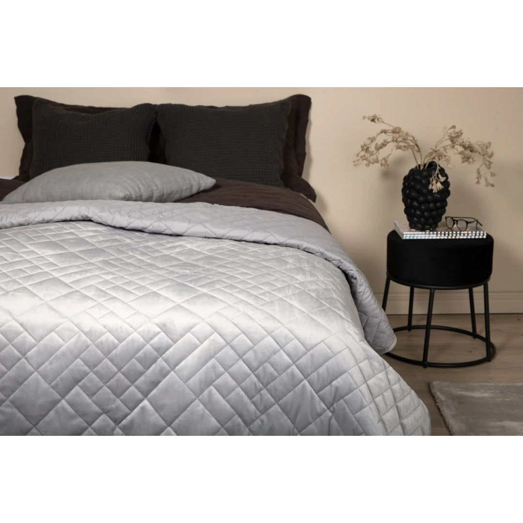 Jilly Bedspread