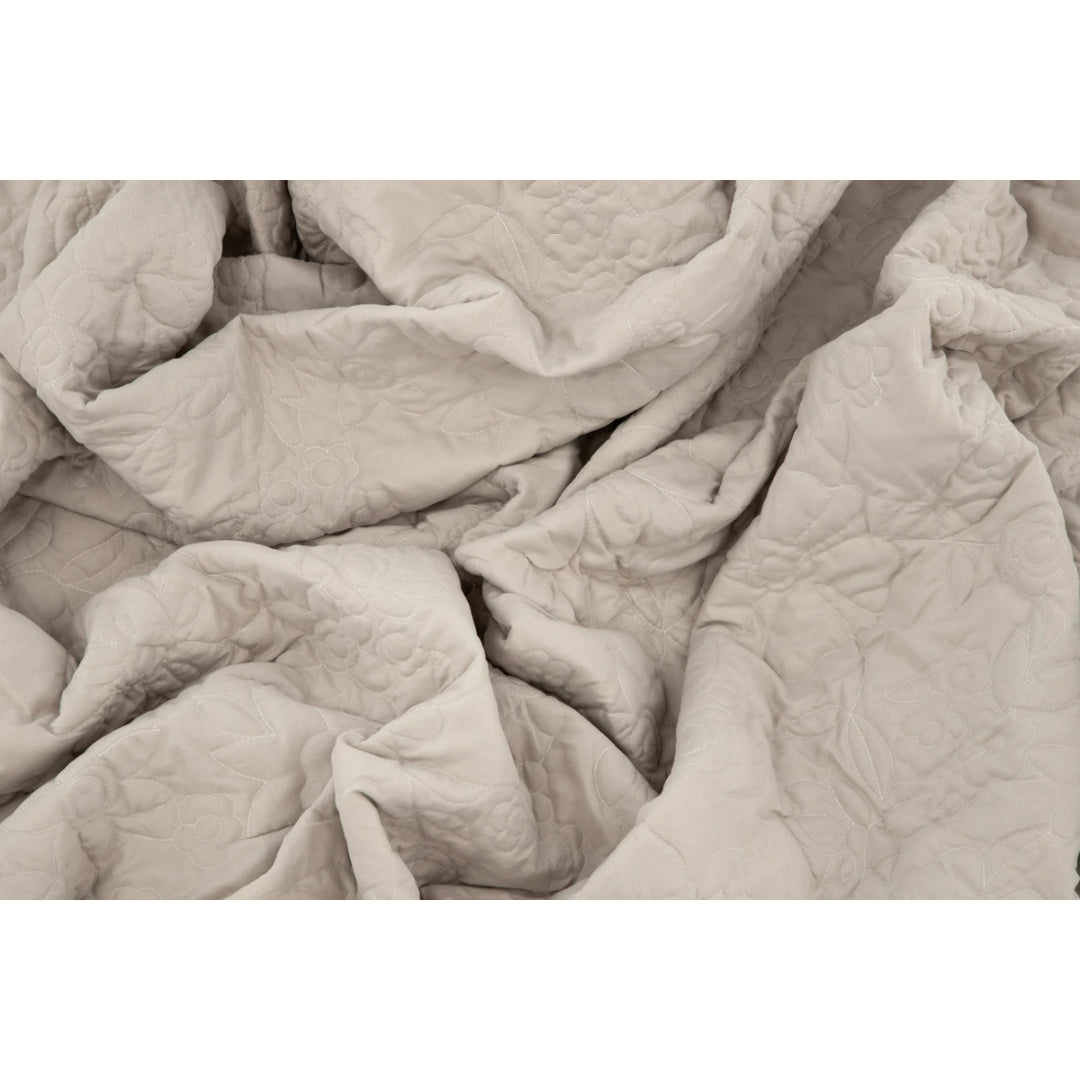 Niki Bedspread