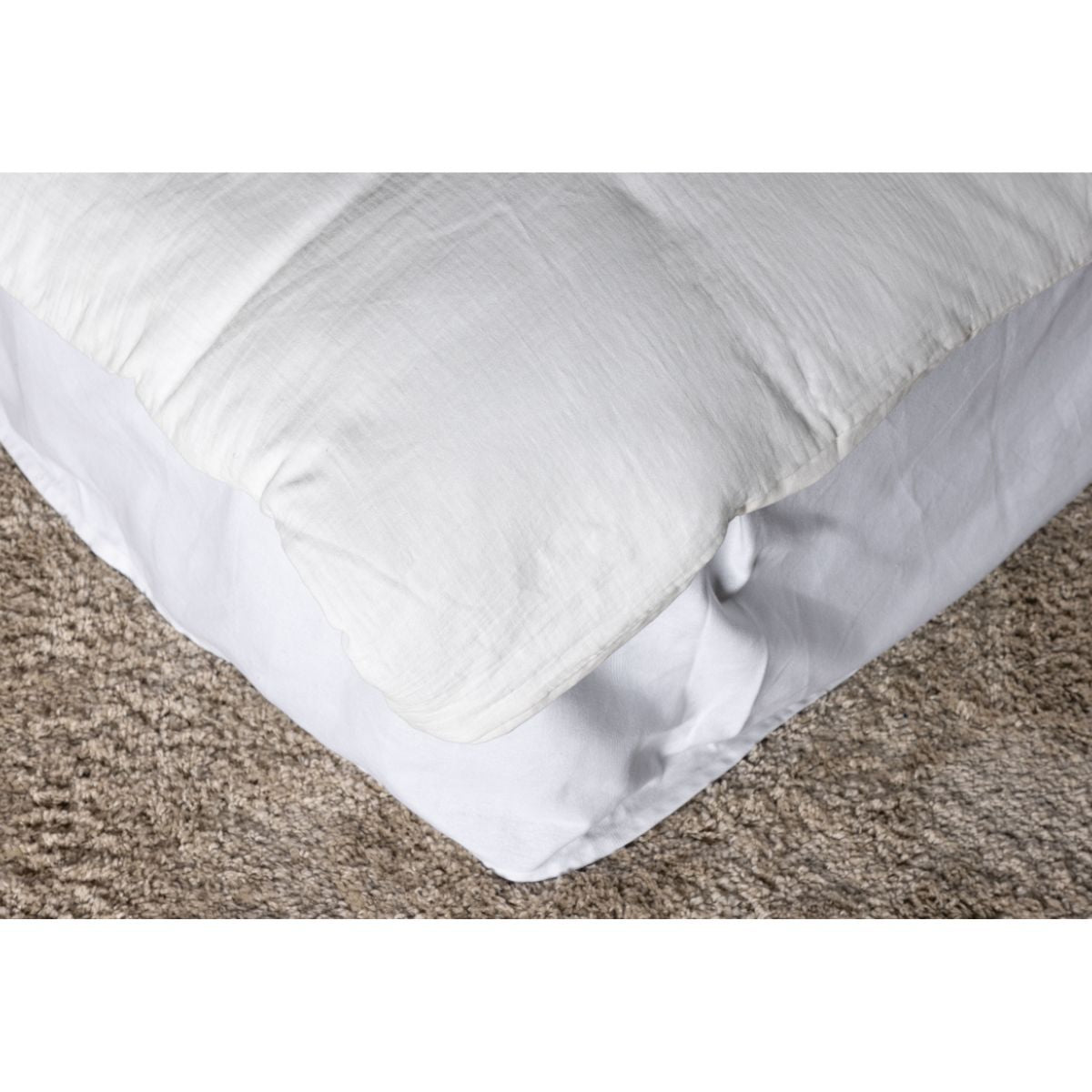 Mila Bed Set Venture Design Seng