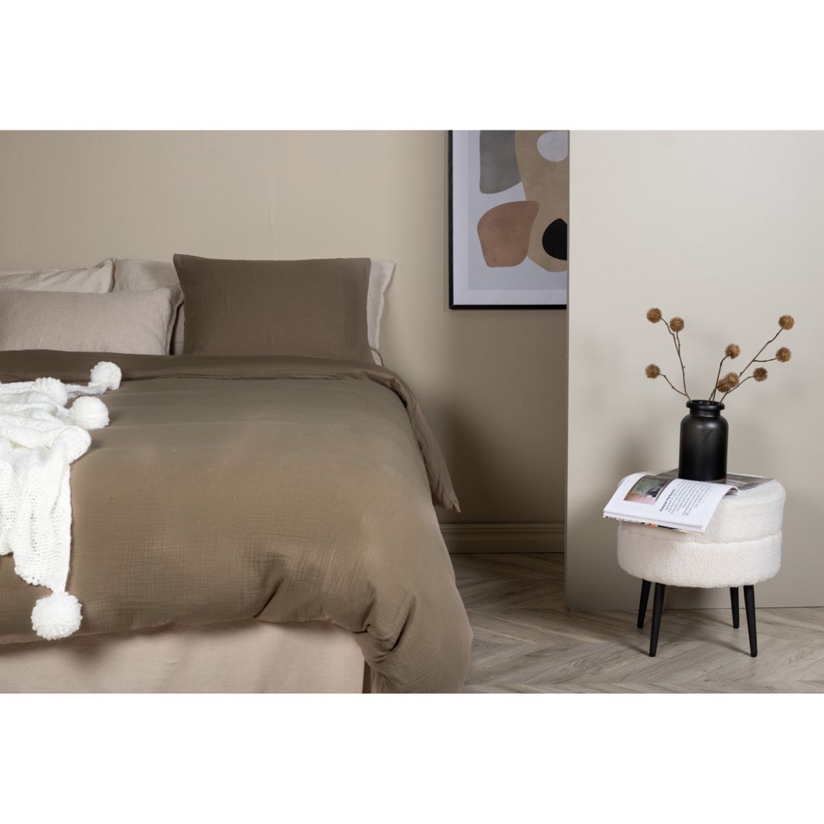 Mila Bed Set Venture Design Seng