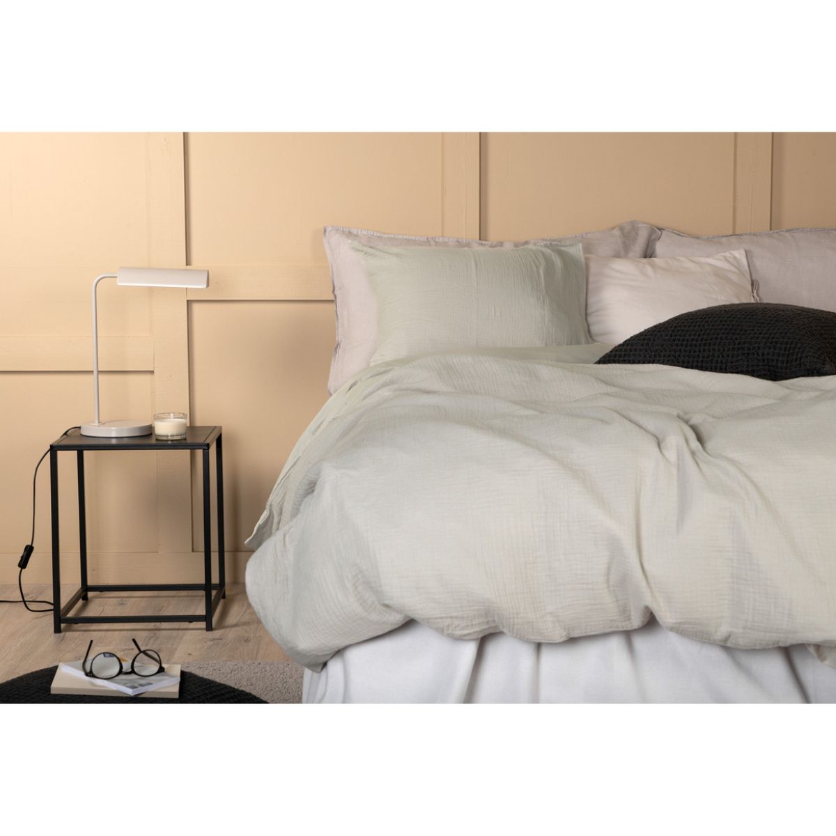 Mila Bed Set Venture Design Seng