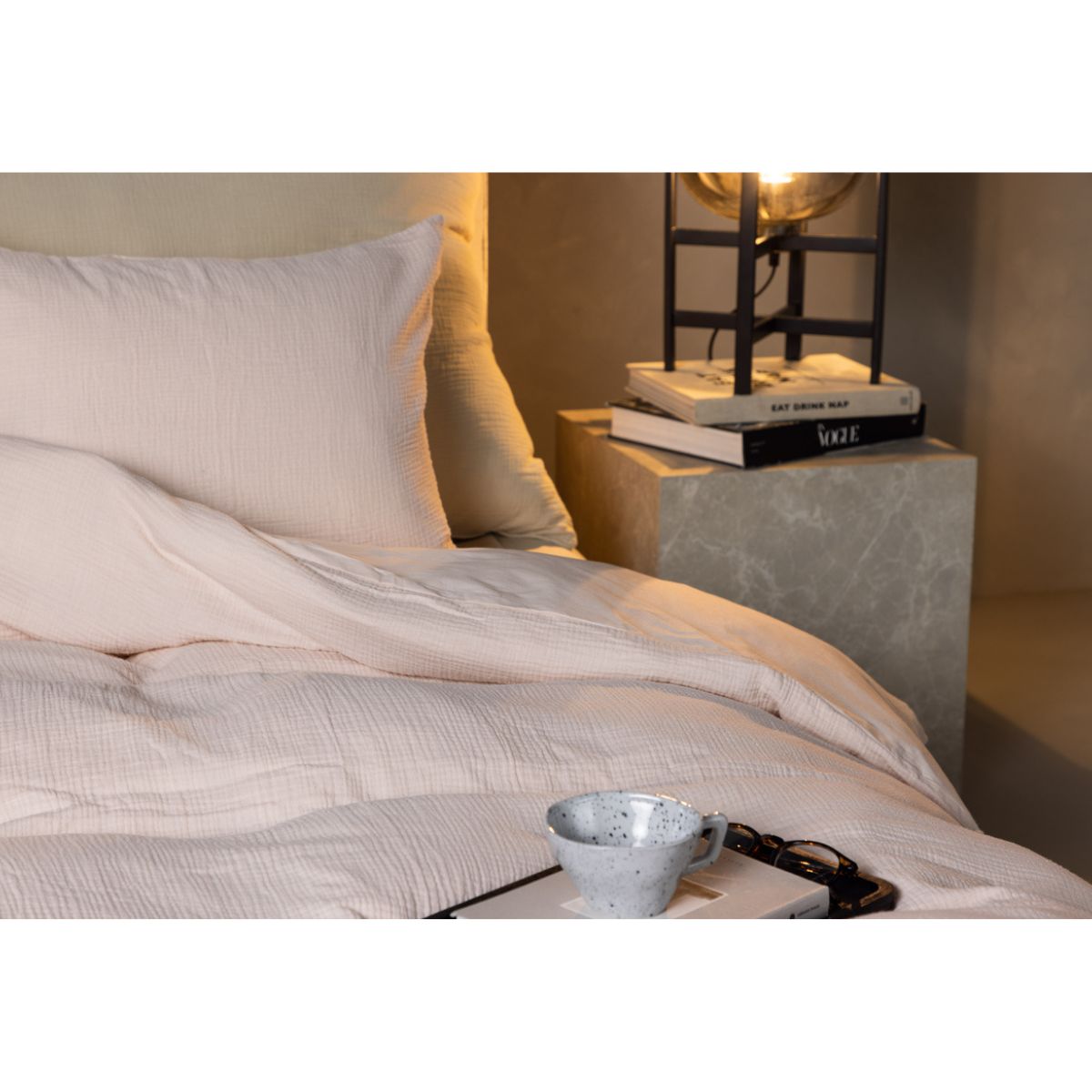 Mila Bed Set Venture Design Seng