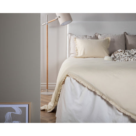 Lias Bed Set Venture Design Seng
