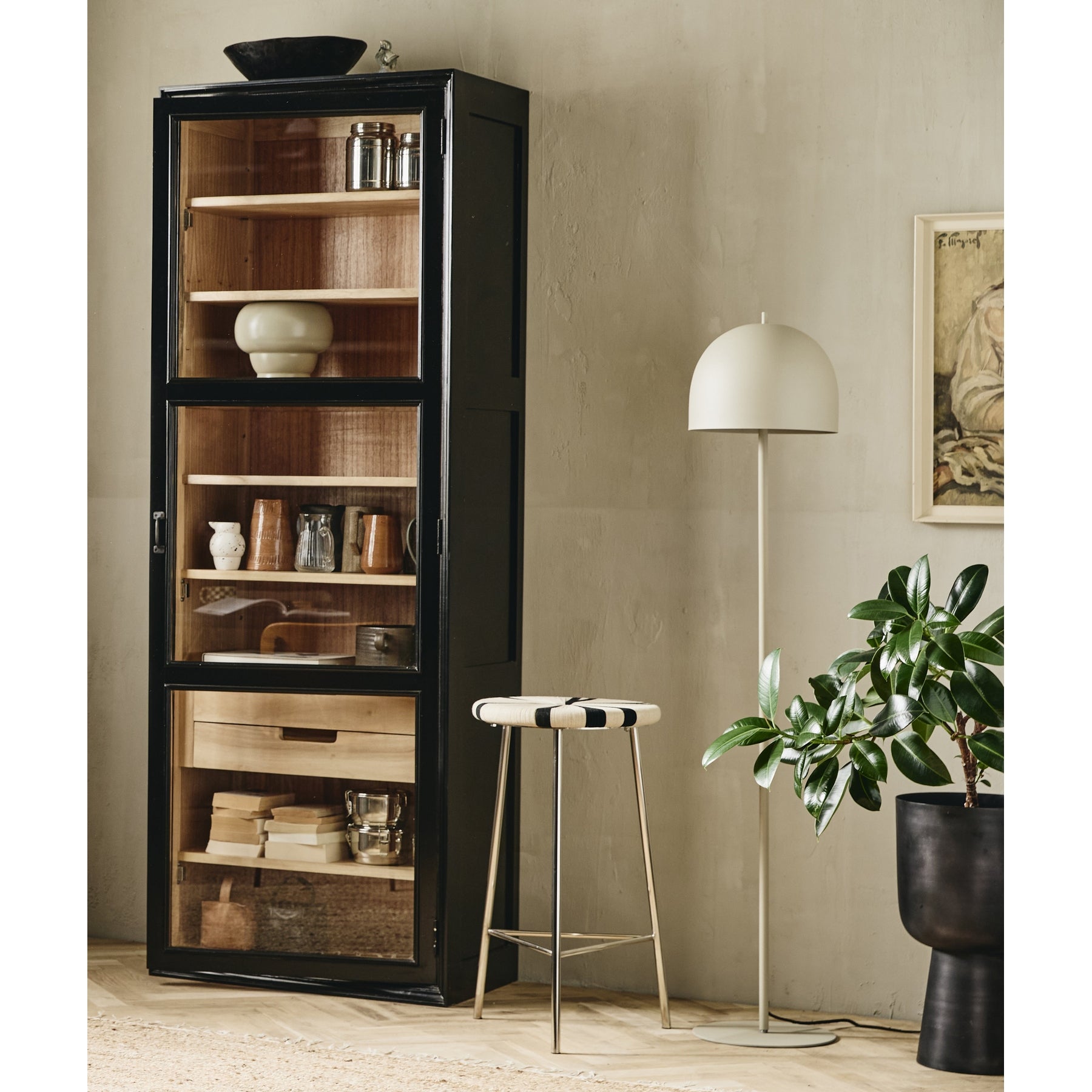 VIVA-vinduer i tre med 1 lås - svart/naturlig Nordal CABINETS