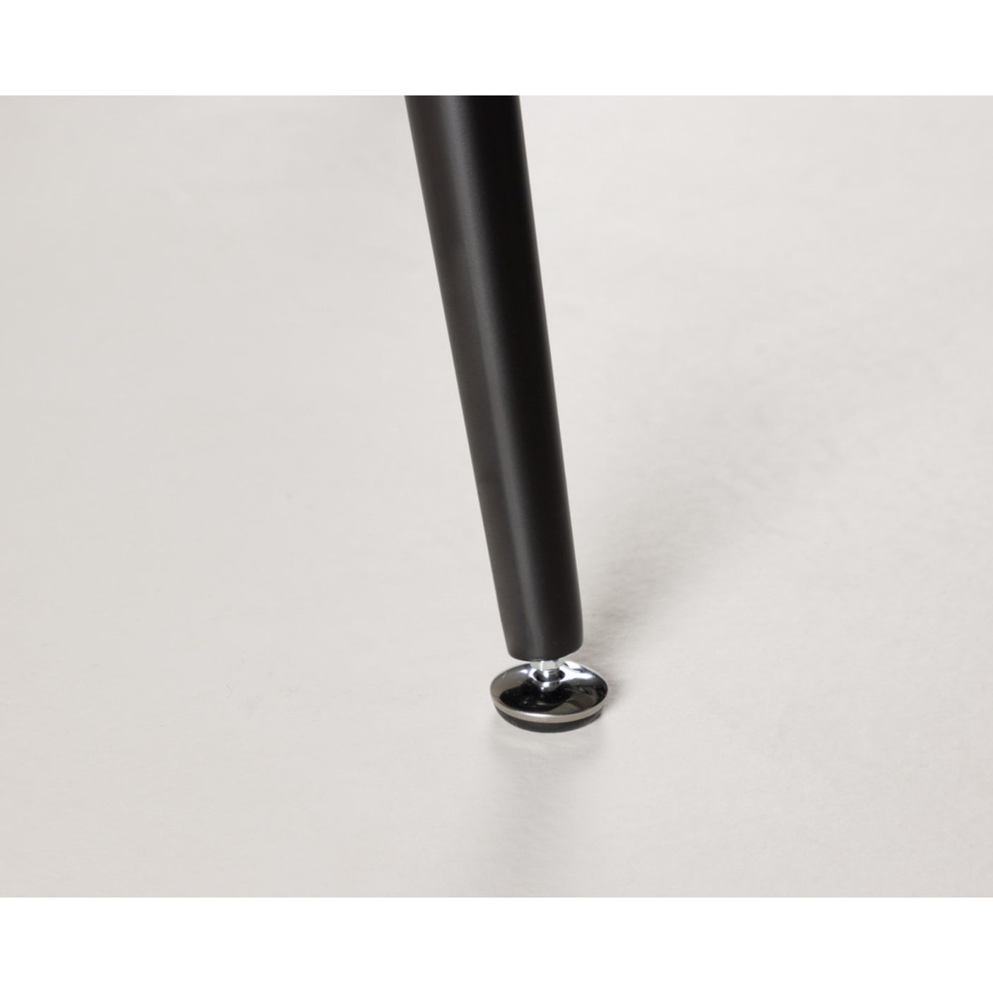 Dipp Dining Table Venture Design Spisebord