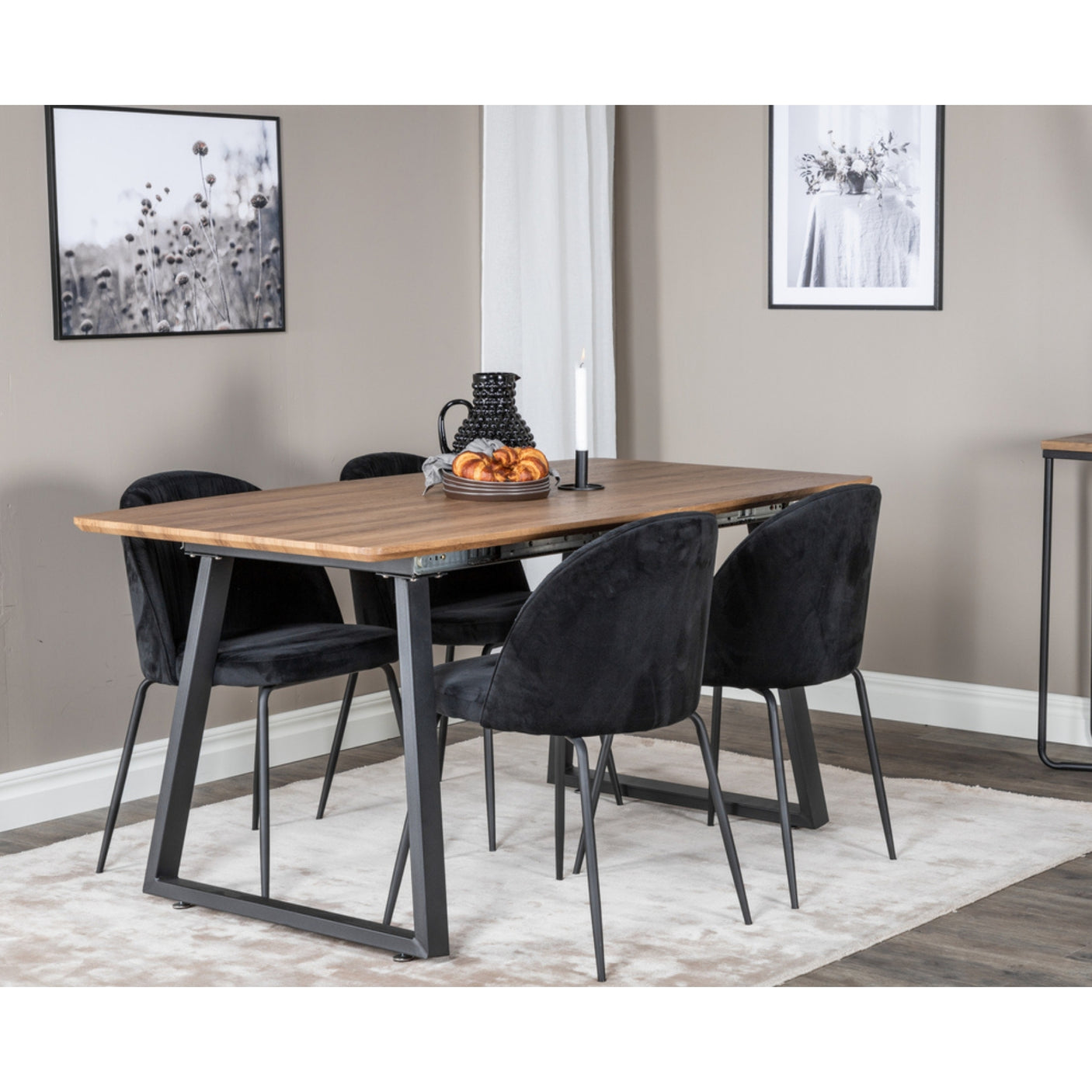 Inca Table Venture Design Spisebord
