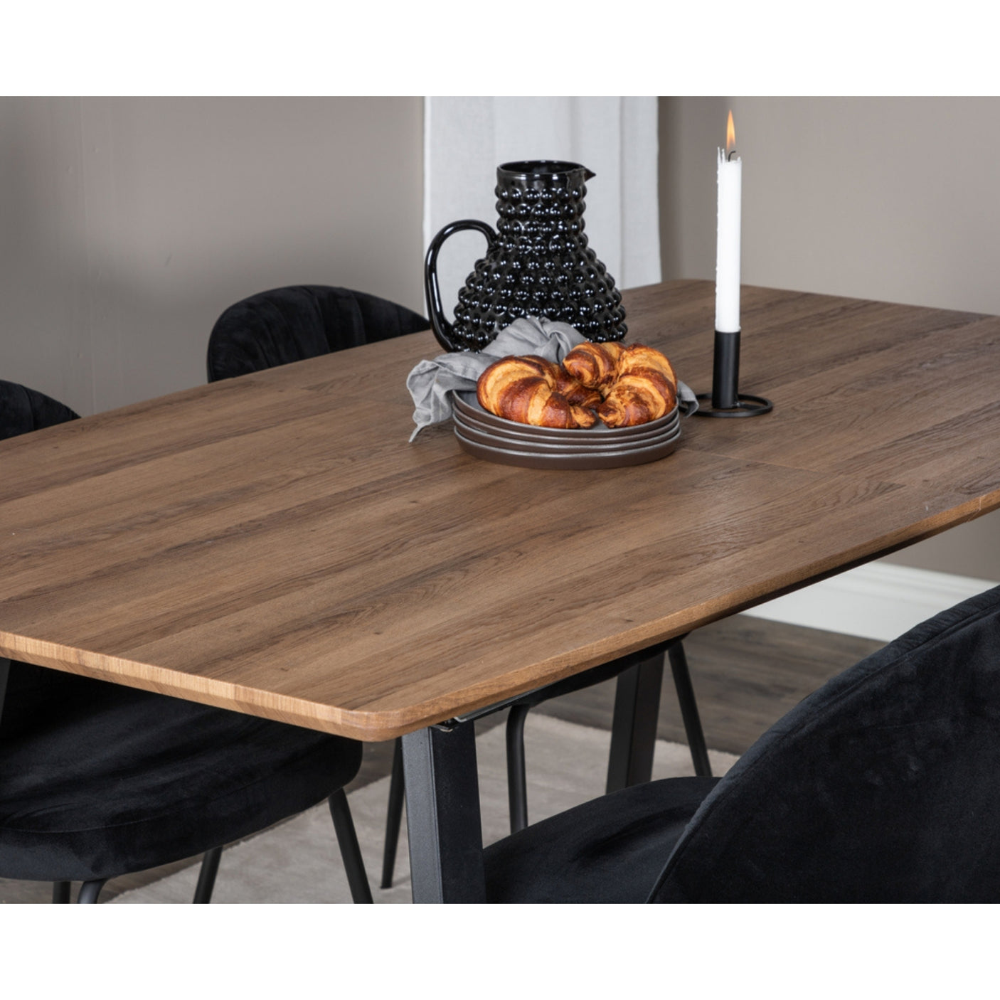 Inca Table Venture Design Spisebord