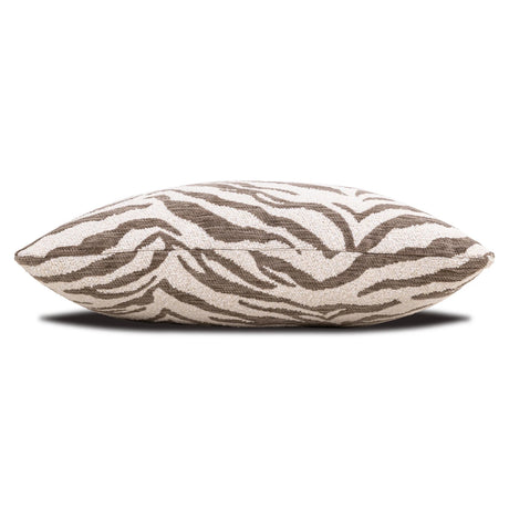 Pute Tara taupe tiger Richmond Interiors Pute