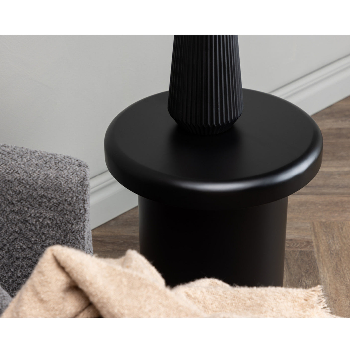 Namsos Side Table Venture Design Sidebord