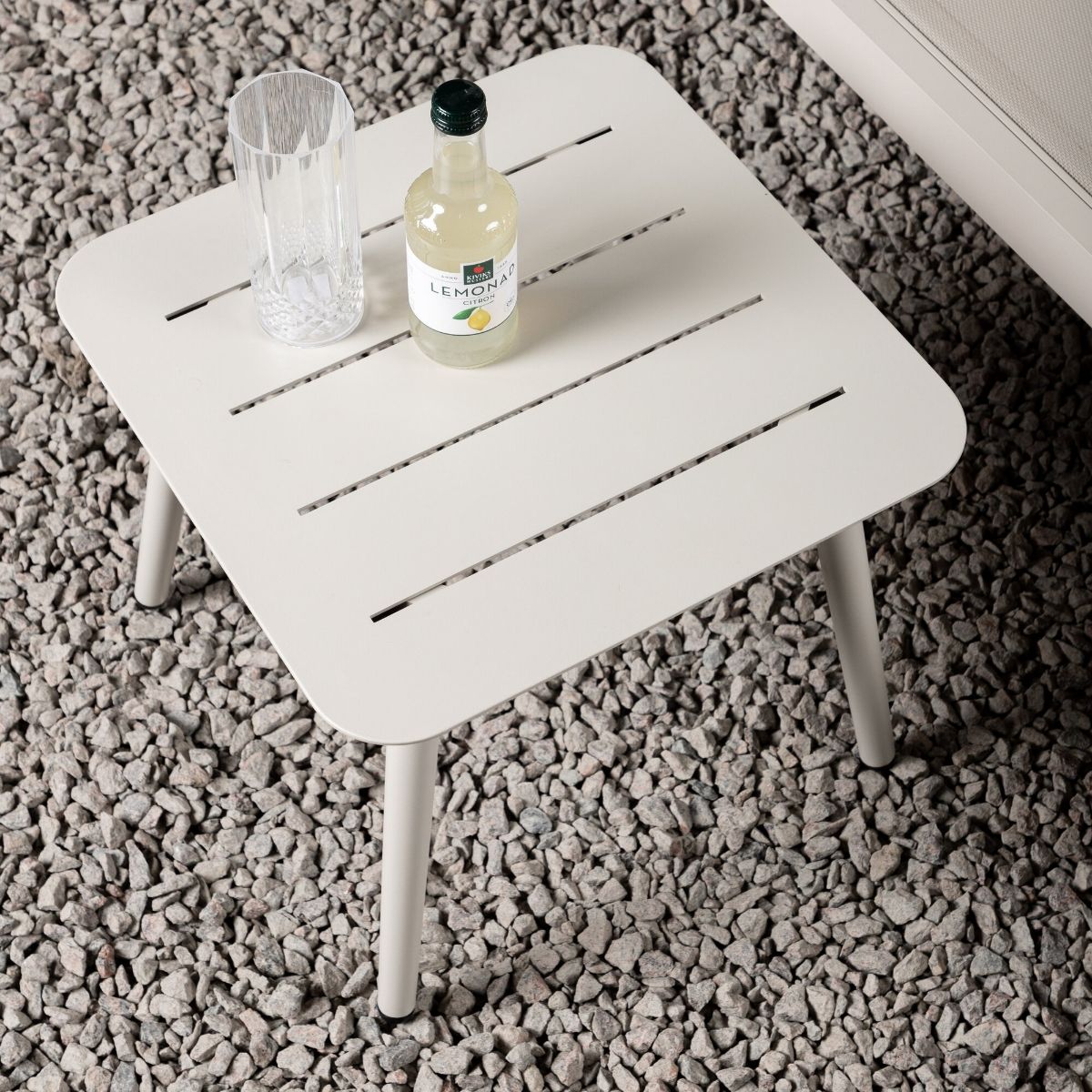 Lina Side Table Venture Design Sidebord