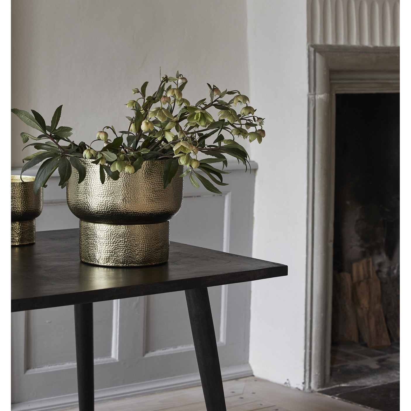 ALIMIA Gresspotter i aluminium ø31 cm - gull finish Nordal INDOOR POT