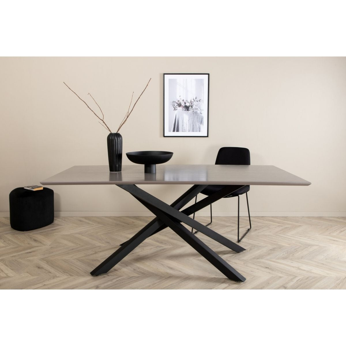 Piazza Table Venture Design Spisebord