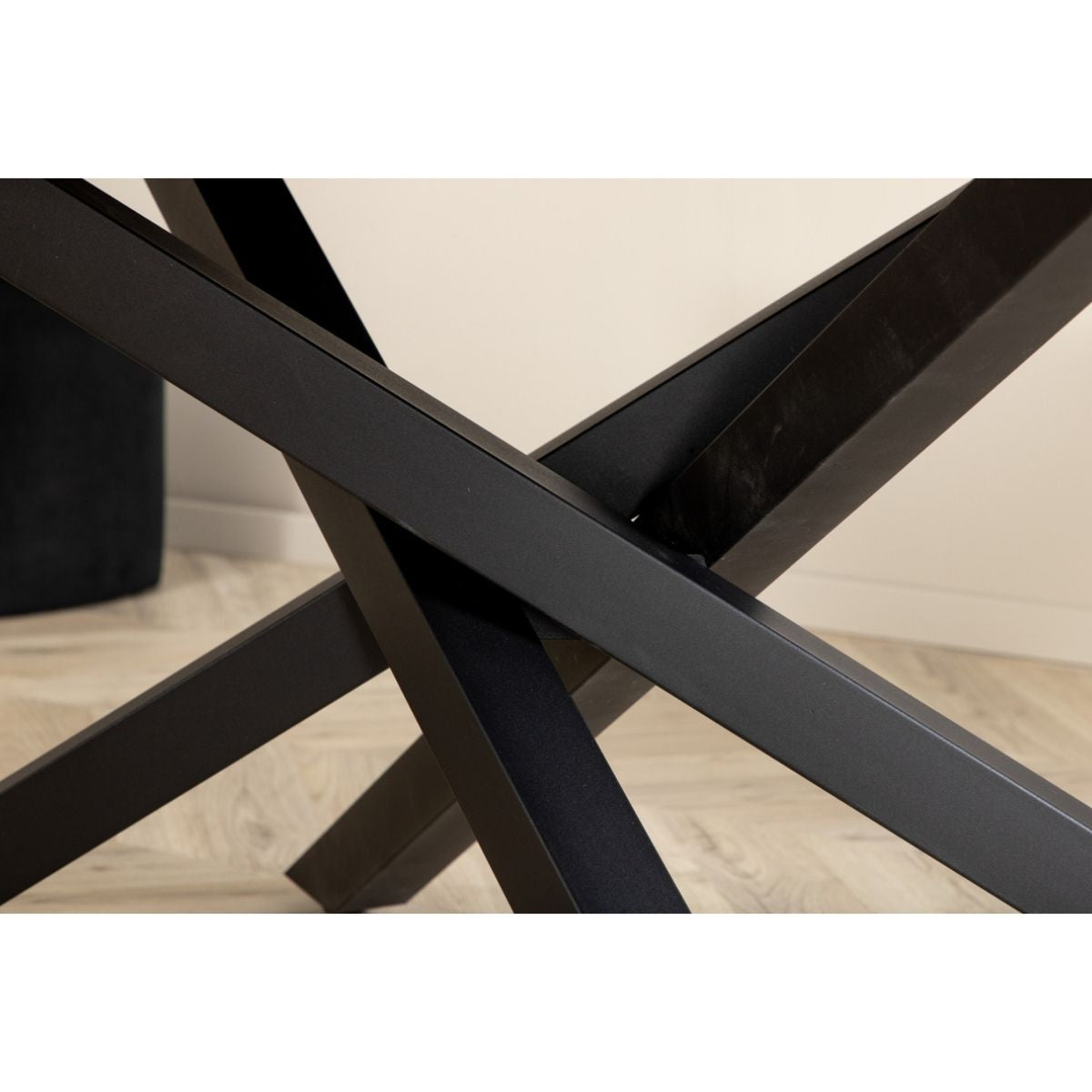 Piazza Table Venture Design Spisebord