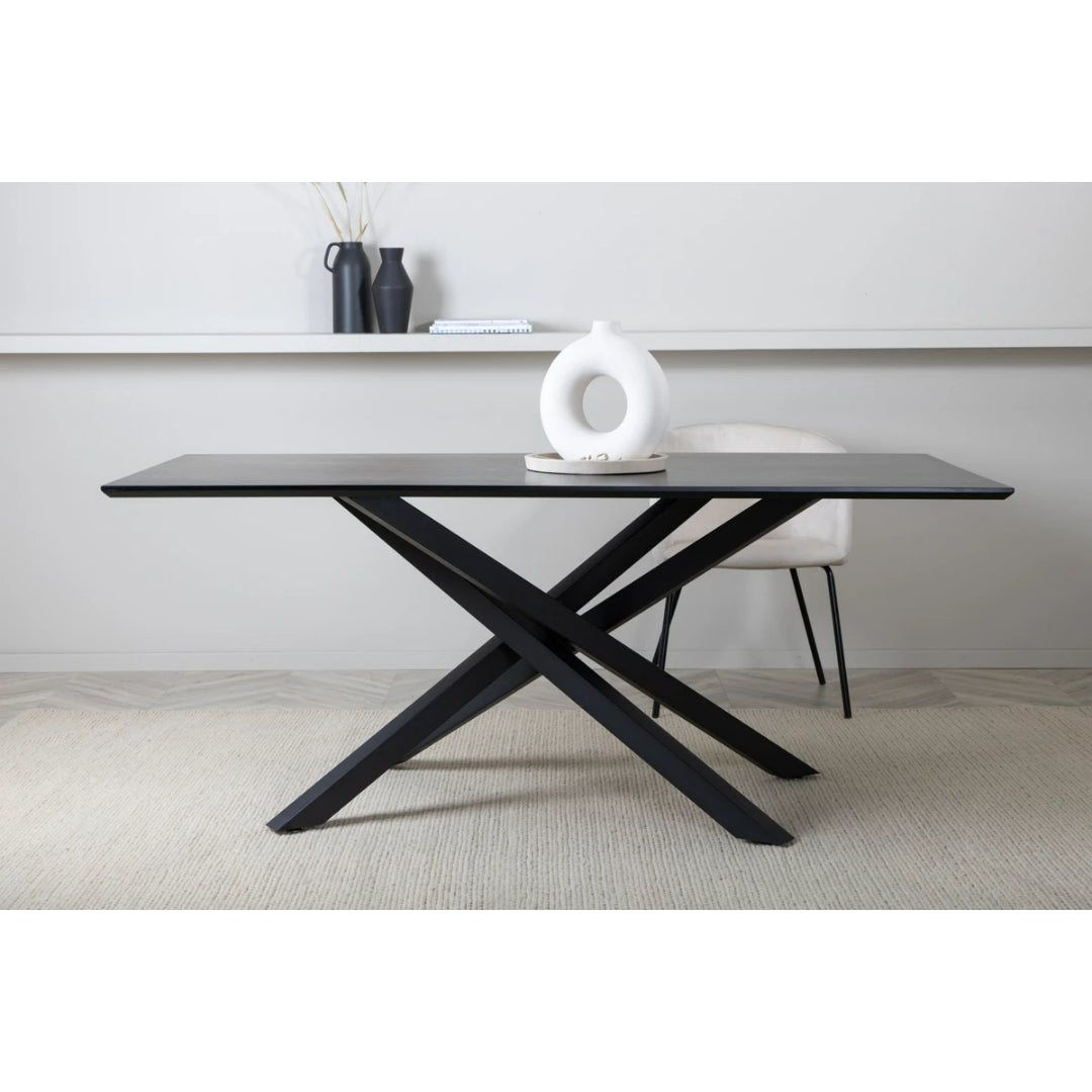 Piazza Dining Table Venture Design Spisebord