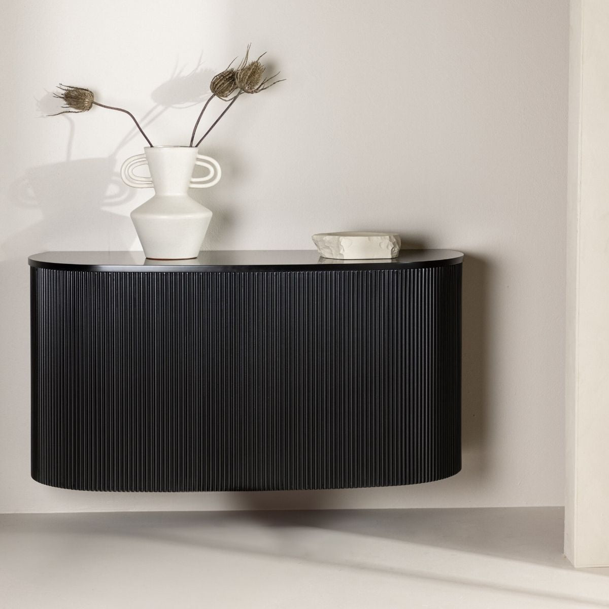 Loca Capinet Venture Design Sidebord