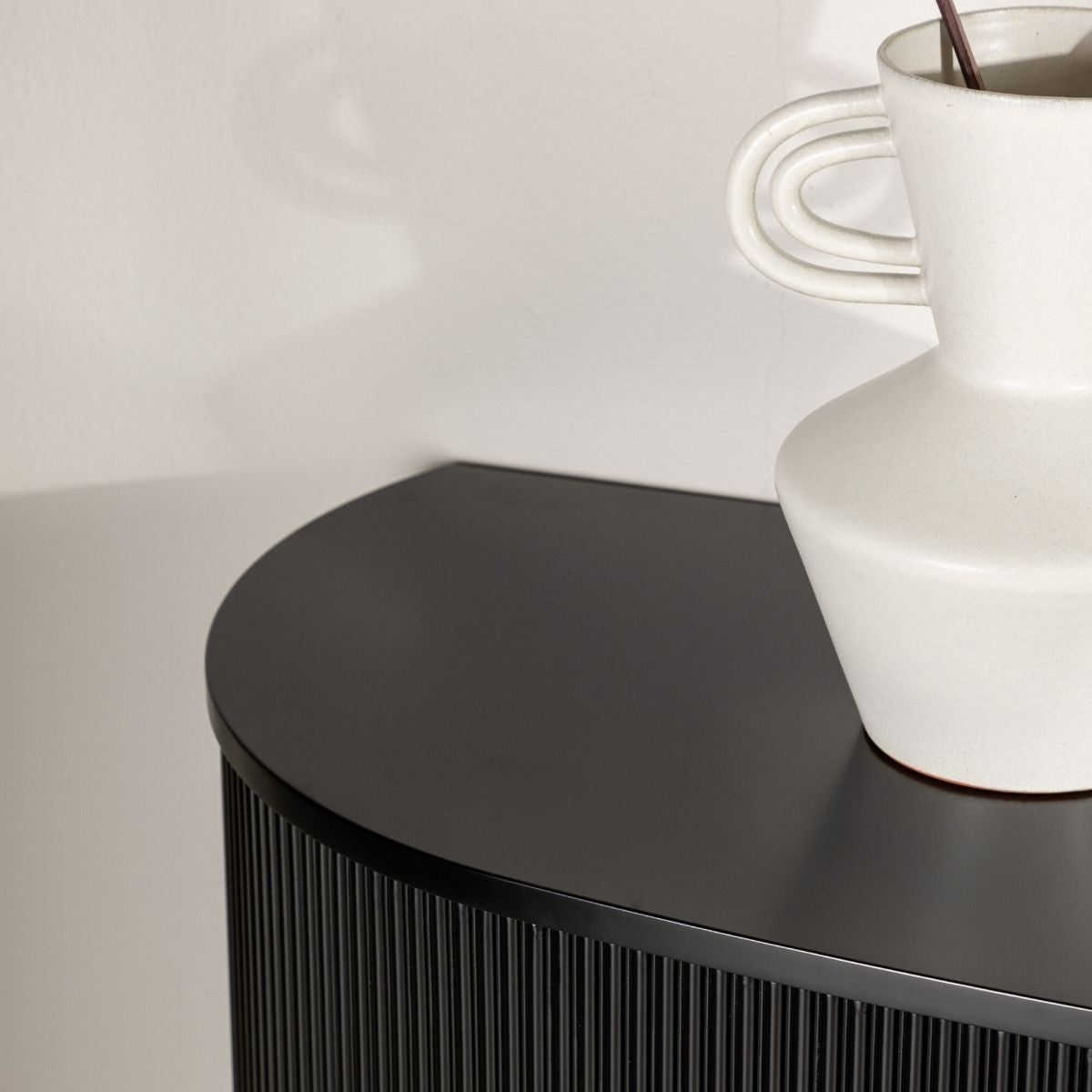 Loca Capinet Venture Design Sidebord