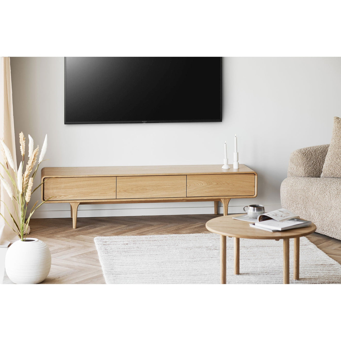 Darwin TV-benk House Nordic Varetype