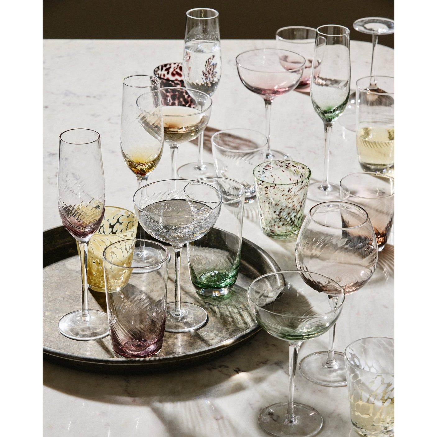 GARO høyt drikkeglass - h15 cm - klart glass/grønn Nordal GLASS/JUGS