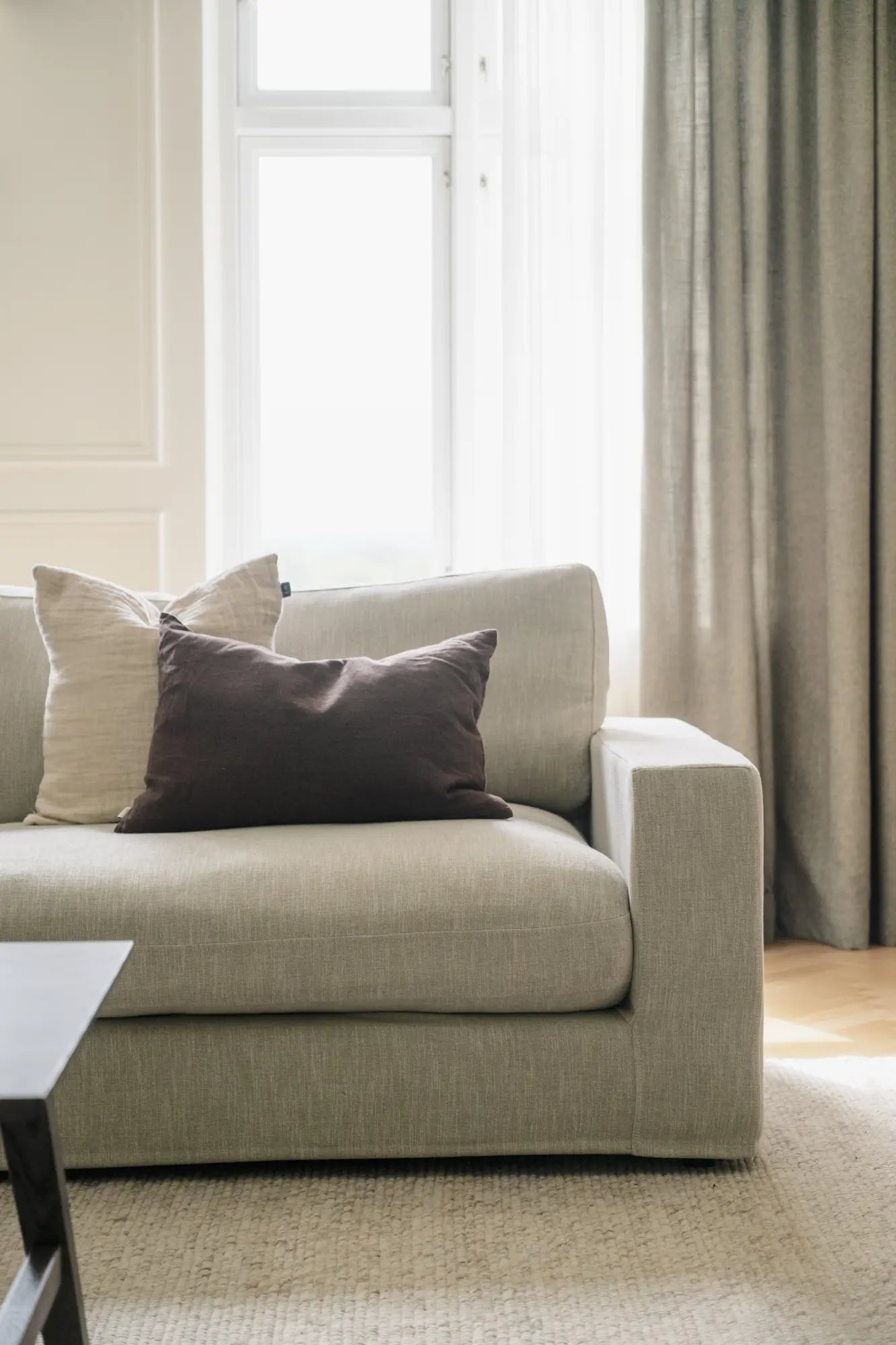 Langdon sofa 4 seter Rowico Sofa