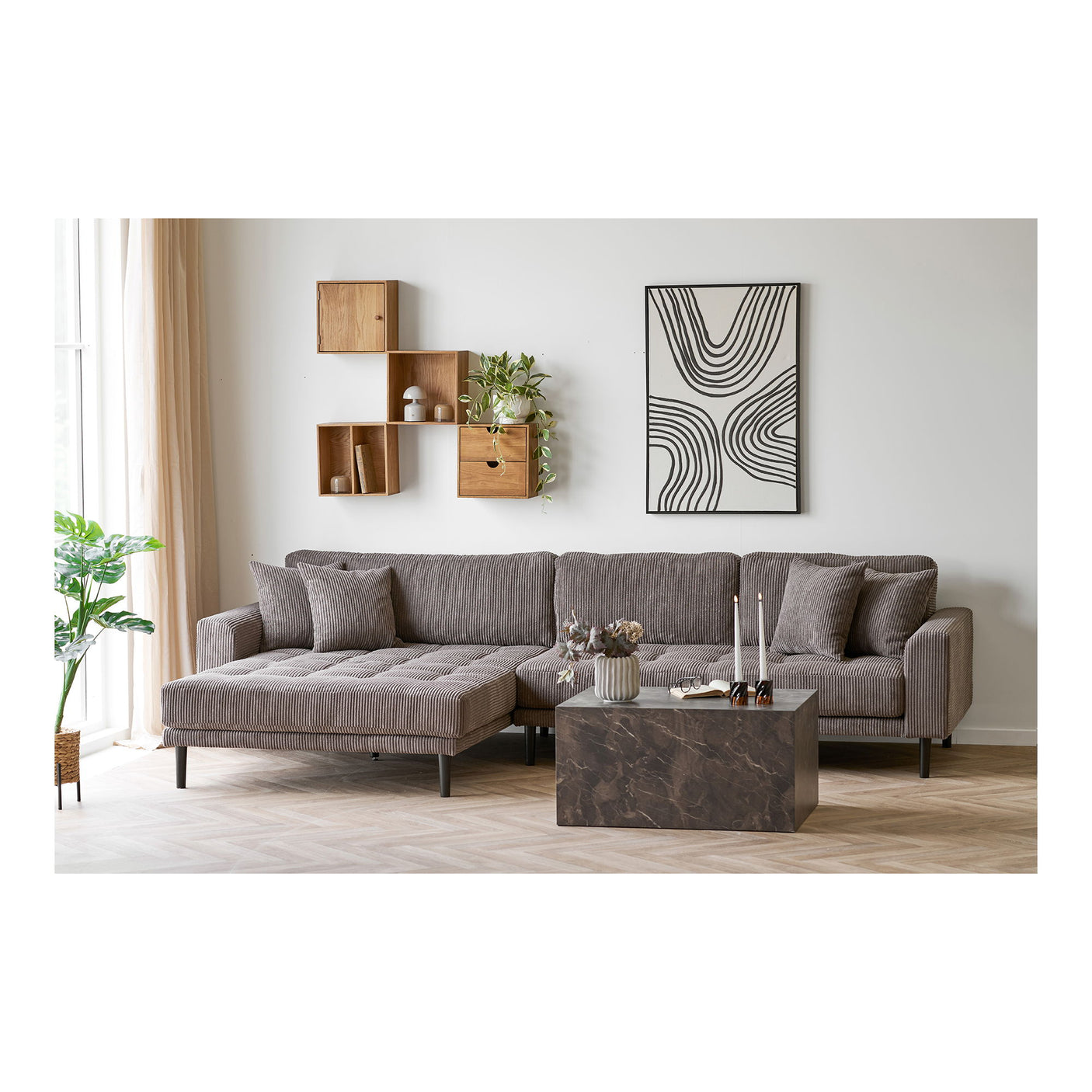 Townsville vegghylle med skuffer House Nordic Varetype
