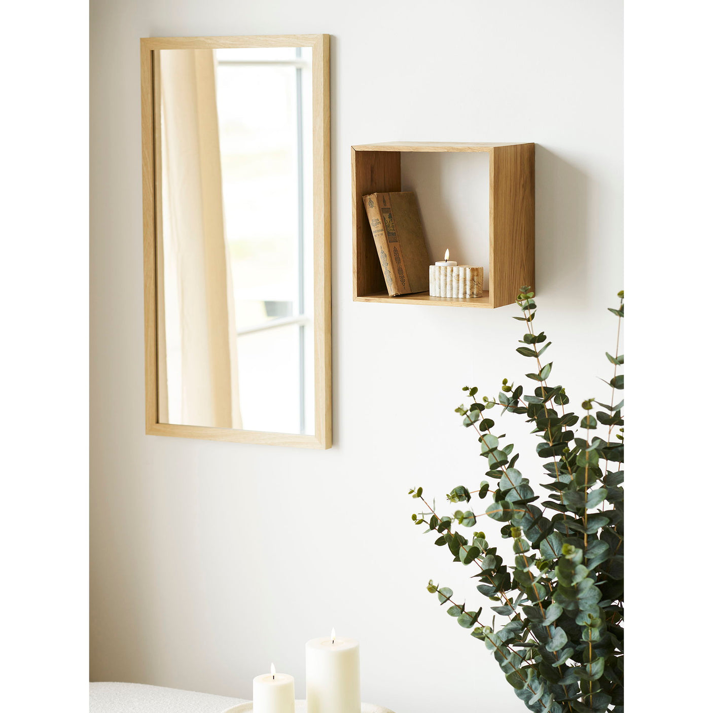 Lattoon vegghylle House Nordic Varetype