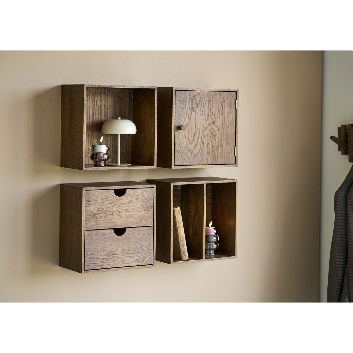 Townsville Vegghylle med skuffer House Nordic Vegghyller