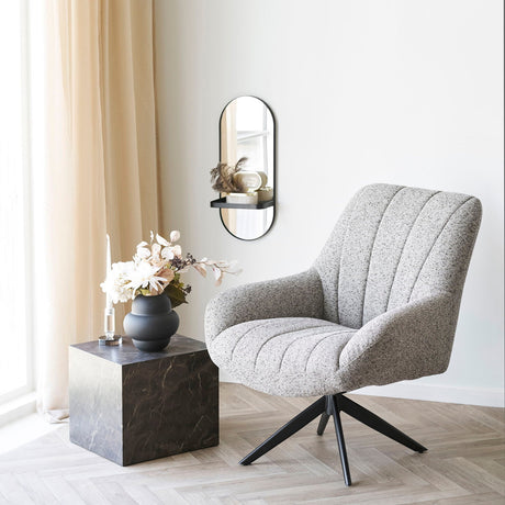 Vase. Bare svare uten noen forklaring House Nordic Varetype
