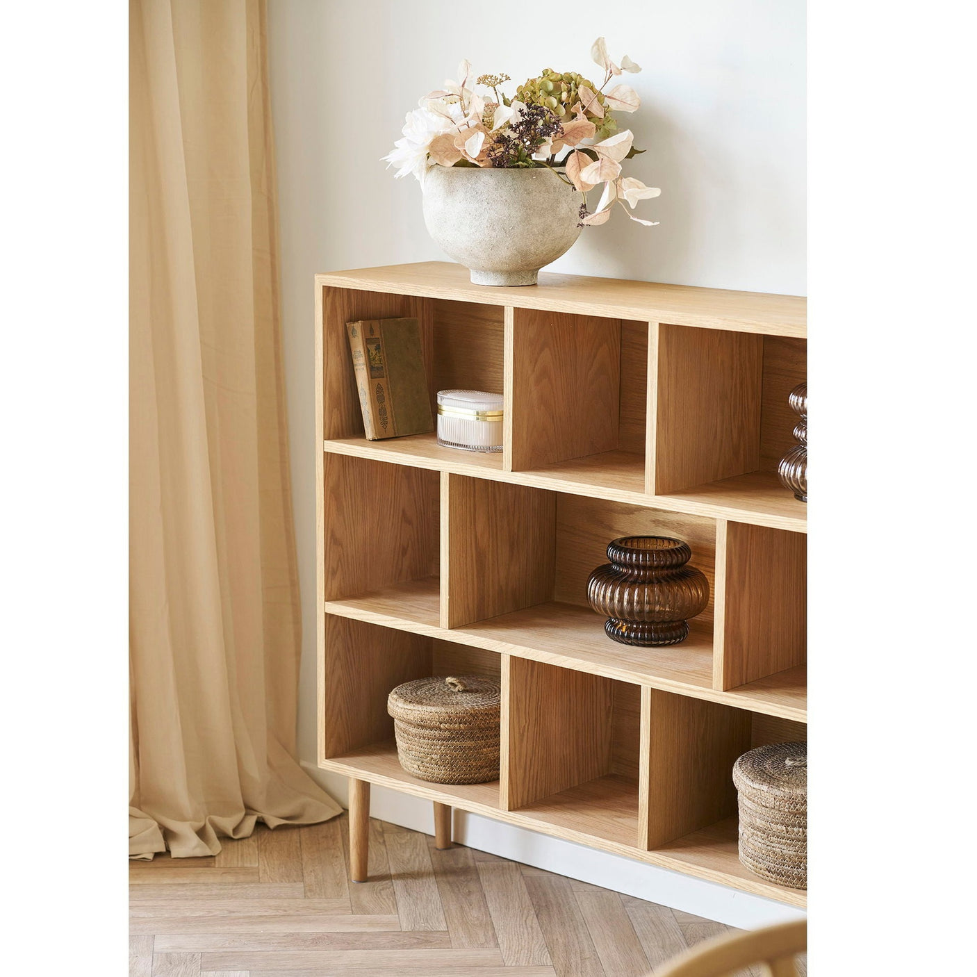 Vase. Bare svare uten noen forklaring House Nordic Varetype