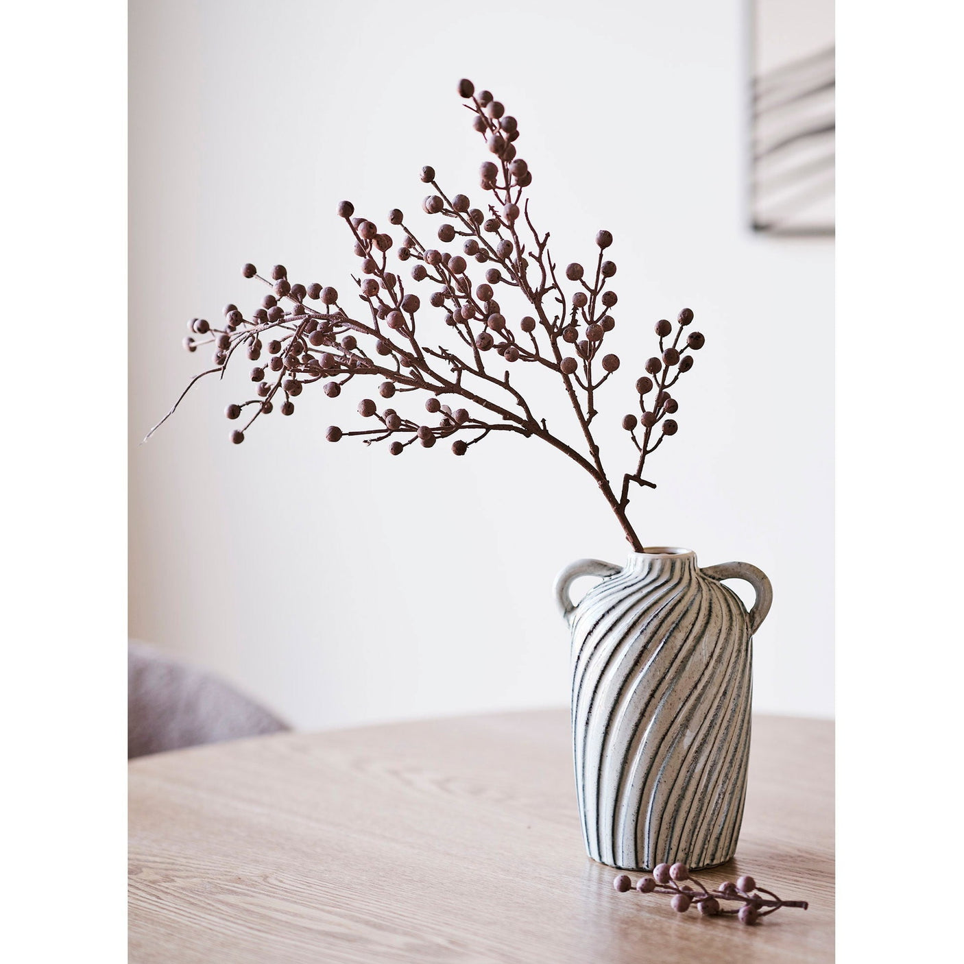 Vase. Bare svare uten noen forklaring House Nordic Varetype