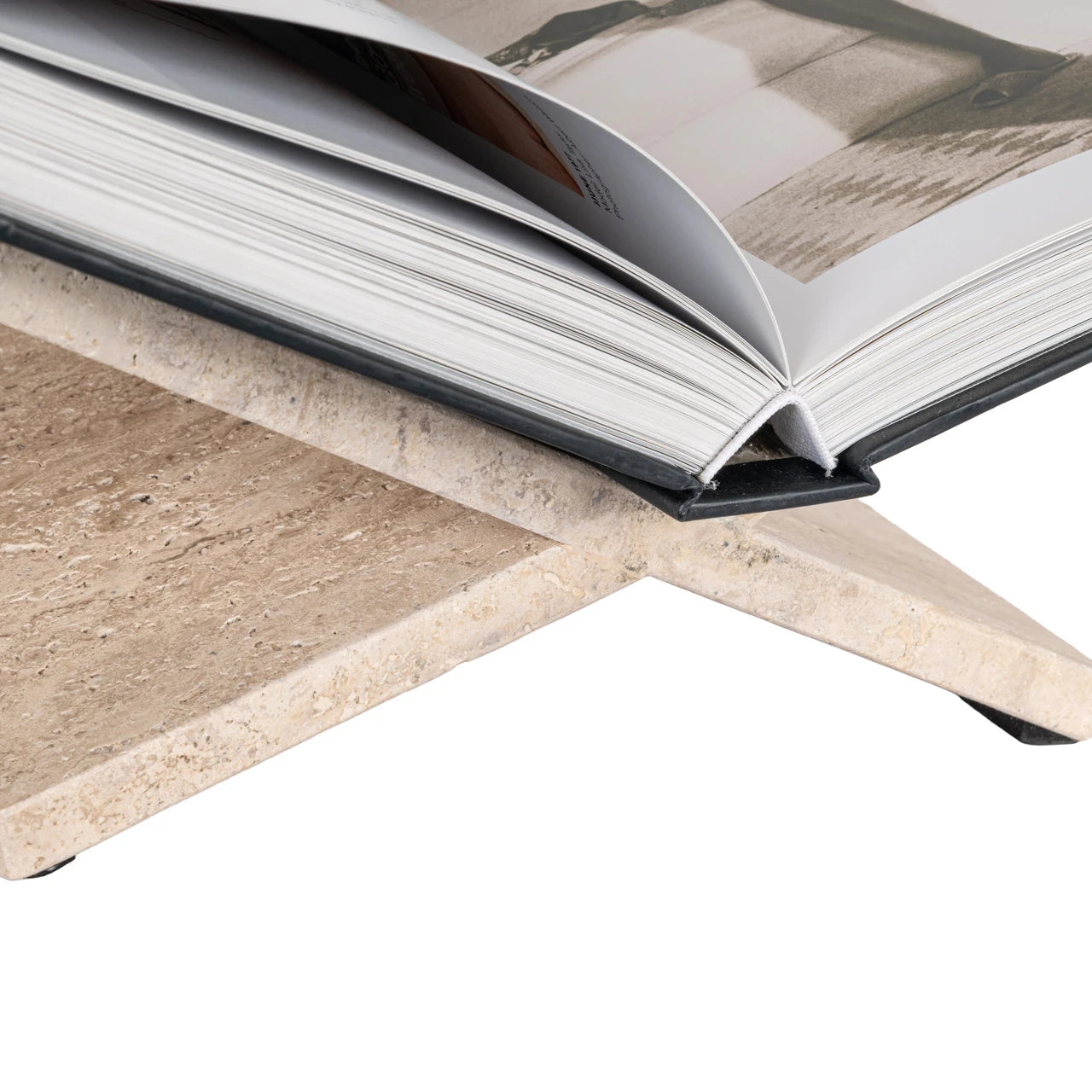 Bokstativer Belice beige Richmond Interiors Hylle