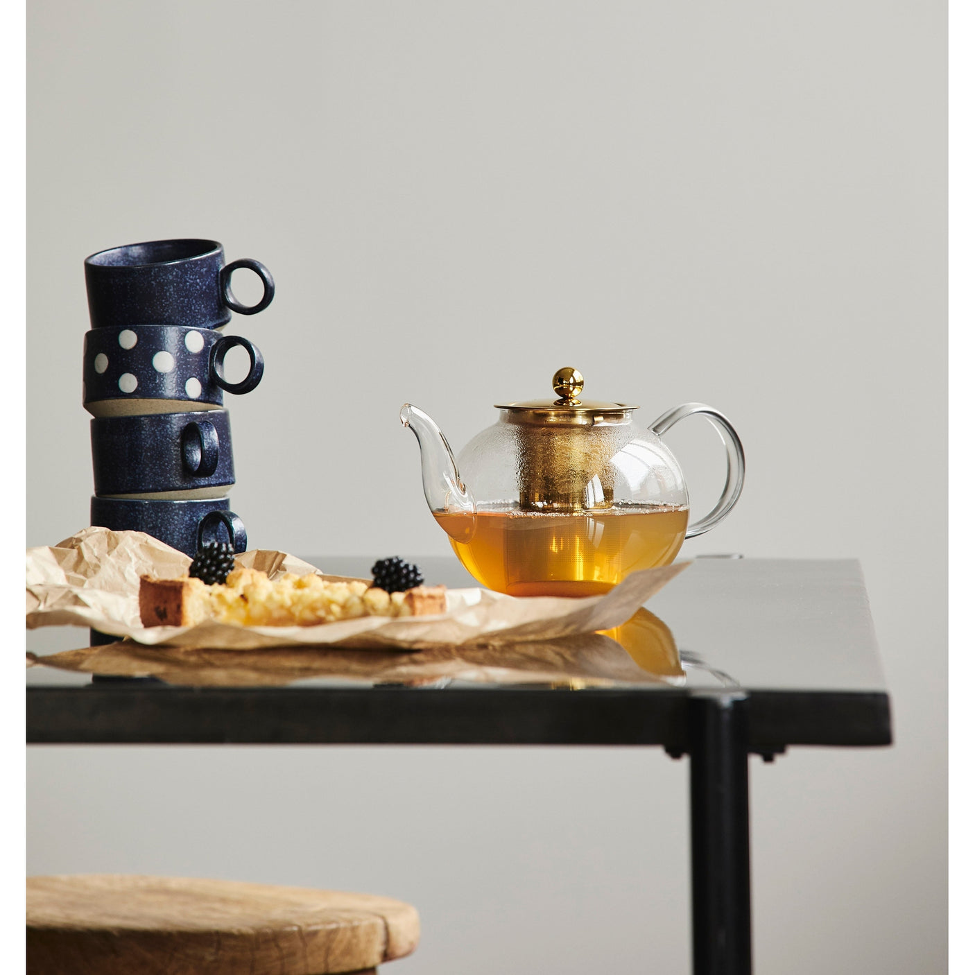 GRAINY keramisk tekopp m/hank - h5,5 cm - mørkblå/sand Nordal TABLEWARE