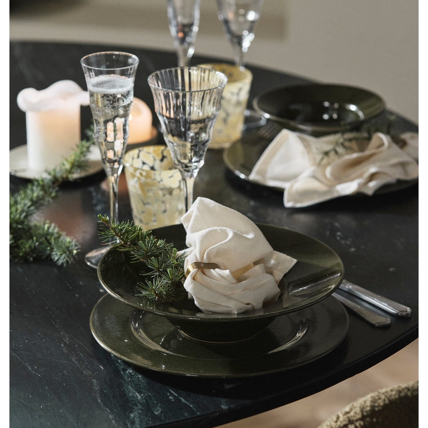 GRAWA Pastafett - ø27 cm - mørkgrønn Nordal TABLEWARE