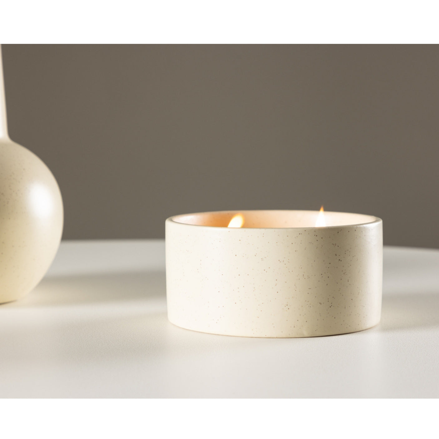 Douglas Doftljus Venture Design Pynteartikler