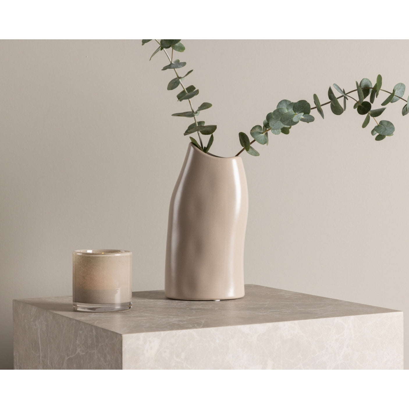 Ernst Vase Venture Design Pynteartikler