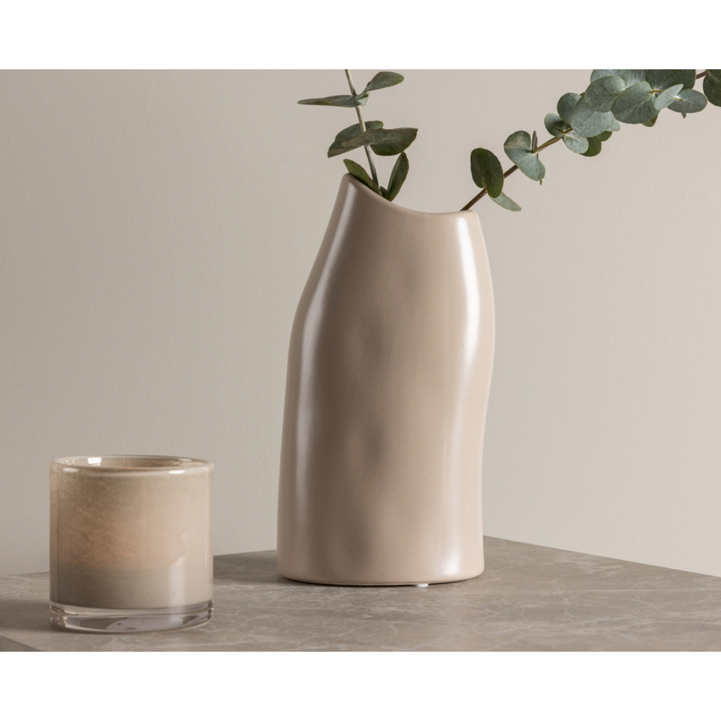 Ernst Vase Venture Design Pynteartikler