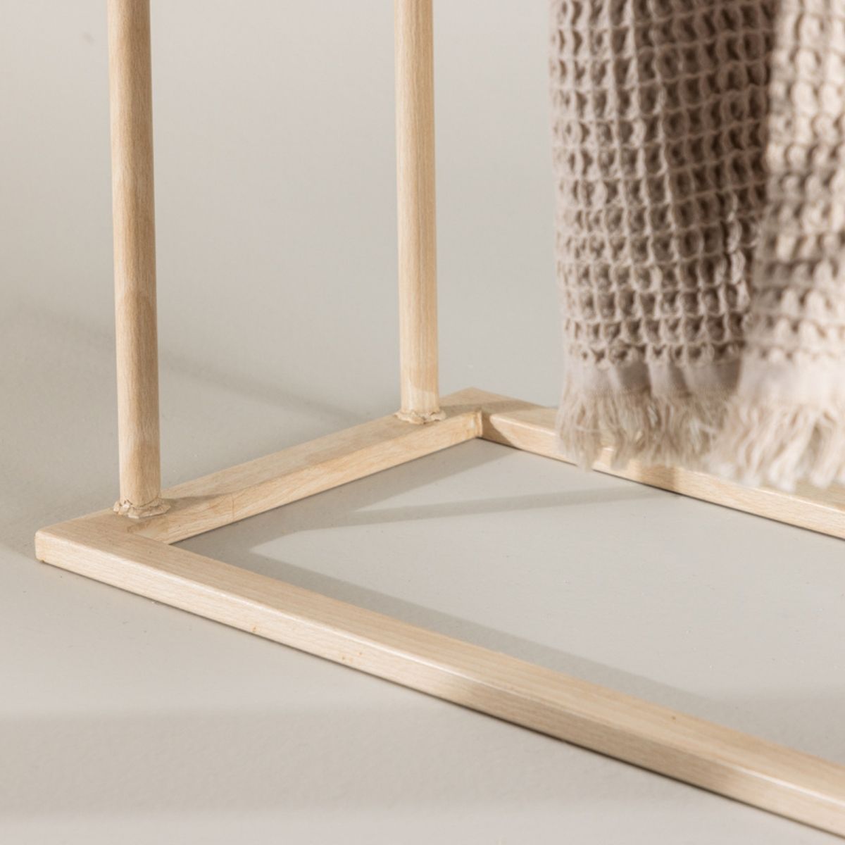 Alva Hanger Venture Design Kleshenger