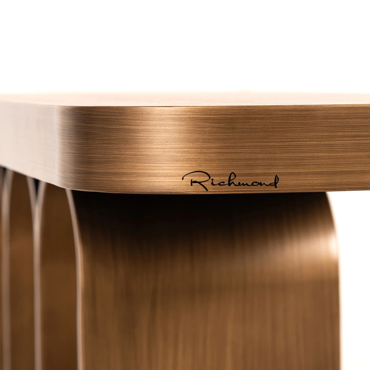 Konsoll Locarno børstet gull Richmond Interiors Konsollbord